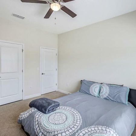 C - New 4 Bedroom Home - 5 Miles To Disney - Free Water Park - Private Pool キシミー エクステリア 写真
