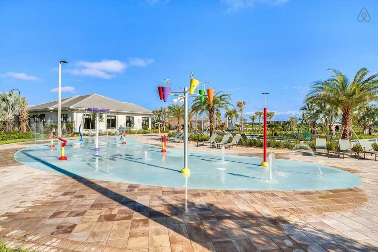 C - New 4 Bedroom Home - 5 Miles To Disney - Free Water Park - Private Pool キシミー エクステリア 写真