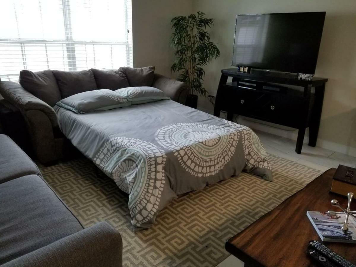 C - New 4 Bedroom Home - 5 Miles To Disney - Free Water Park - Private Pool キシミー エクステリア 写真