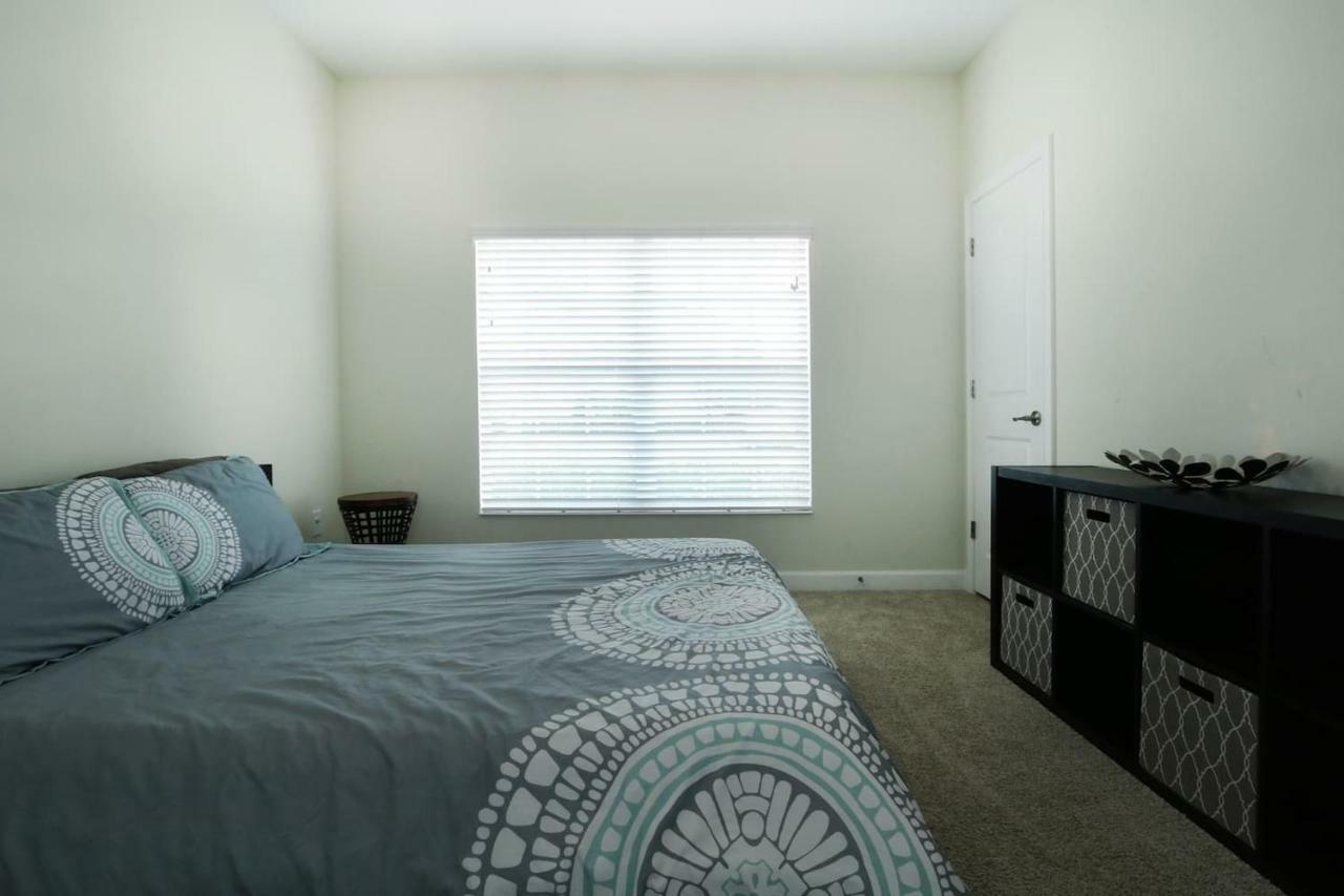 C - New 4 Bedroom Home - 5 Miles To Disney - Free Water Park - Private Pool キシミー エクステリア 写真
