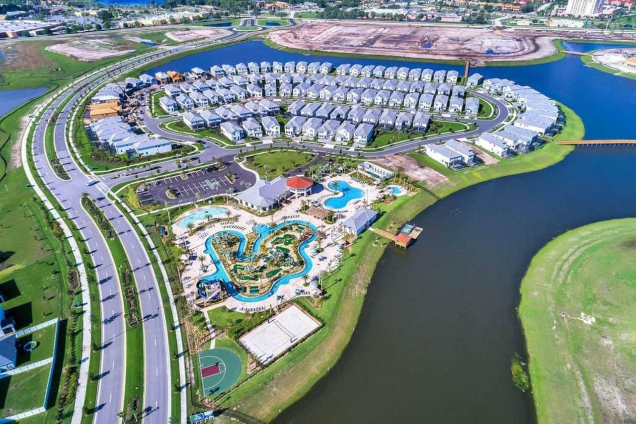 C - New 4 Bedroom Home - 5 Miles To Disney - Free Water Park - Private Pool キシミー エクステリア 写真