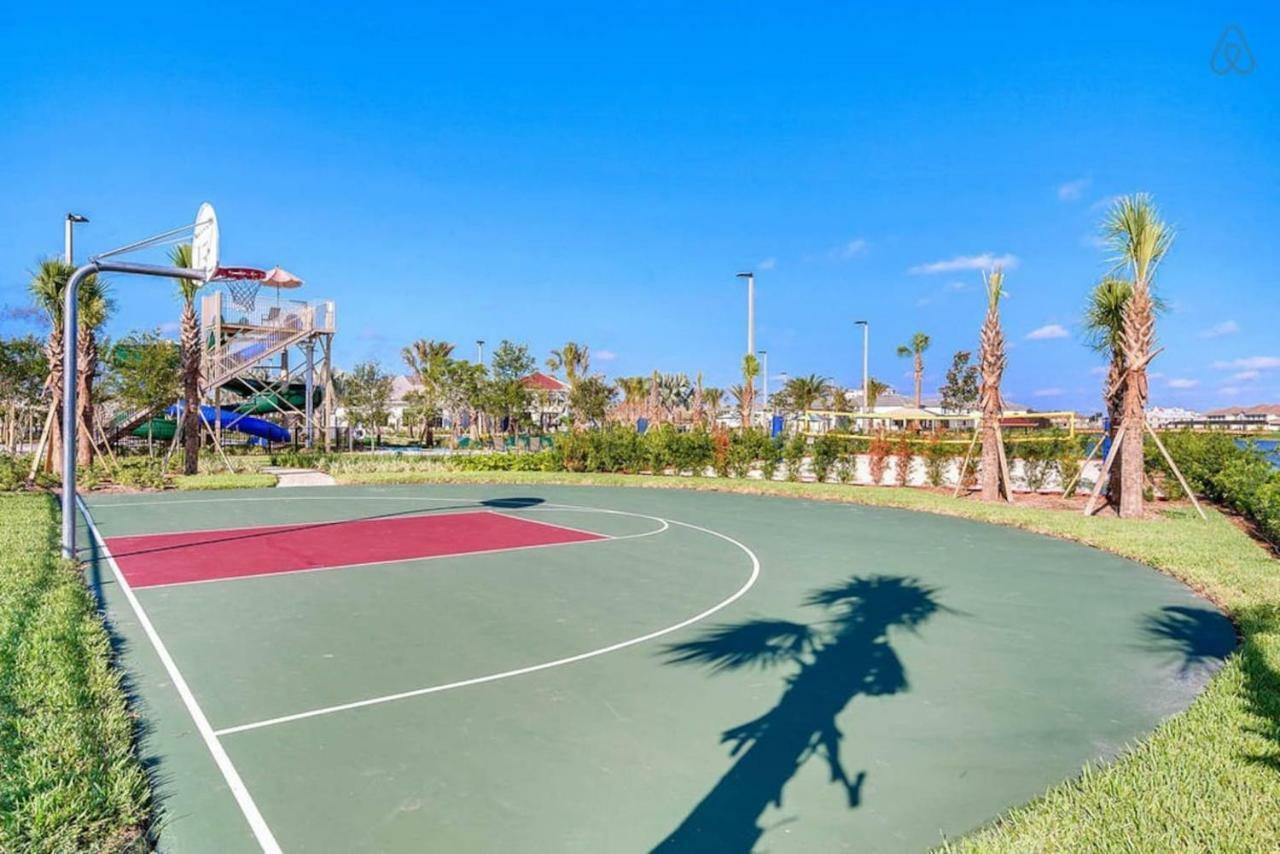 C - New 4 Bedroom Home - 5 Miles To Disney - Free Water Park - Private Pool キシミー エクステリア 写真