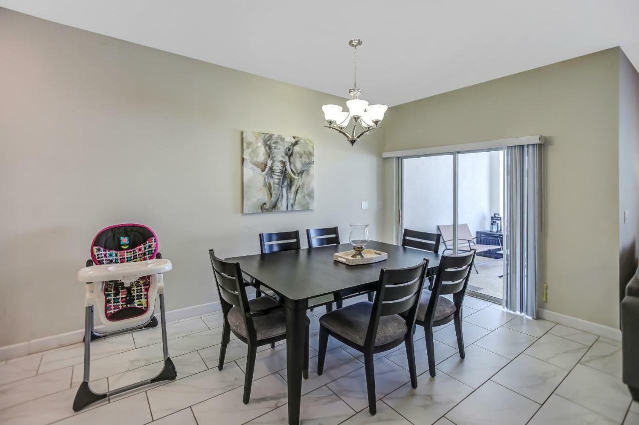 C - New 4 Bedroom Home - 5 Miles To Disney - Free Water Park - Private Pool キシミー エクステリア 写真