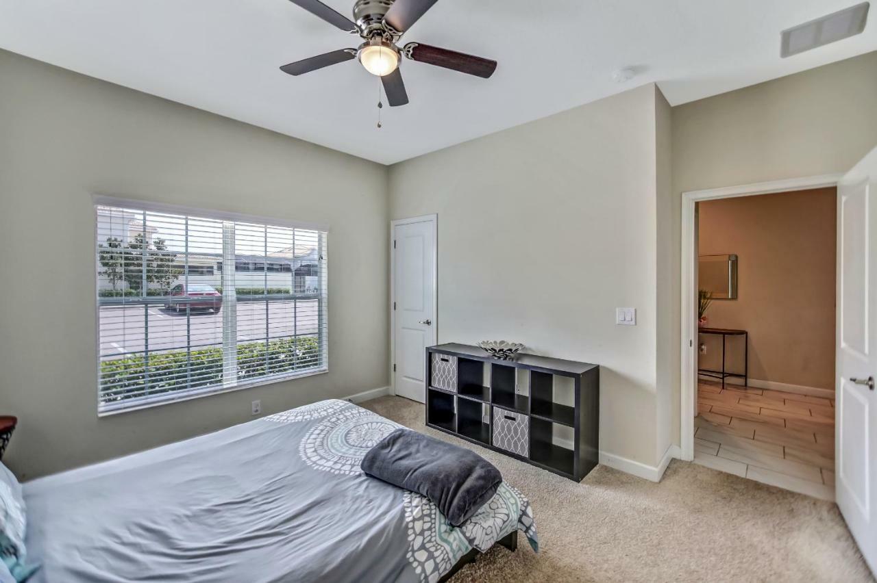 C - New 4 Bedroom Home - 5 Miles To Disney - Free Water Park - Private Pool キシミー エクステリア 写真
