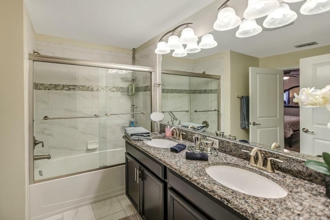 C - New 4 Bedroom Home - 5 Miles To Disney - Free Water Park - Private Pool キシミー エクステリア 写真